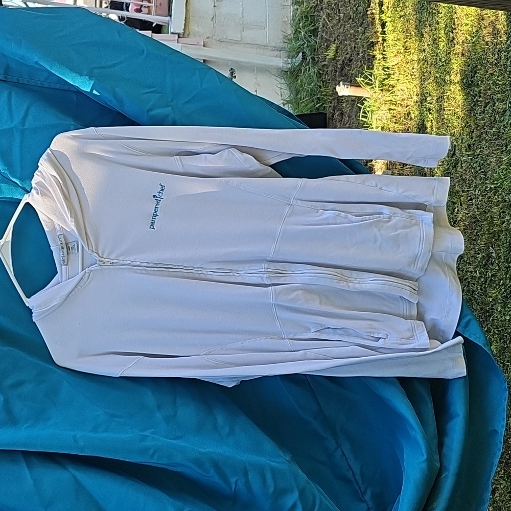 White Pampered Chef Zip-Up Hoodie